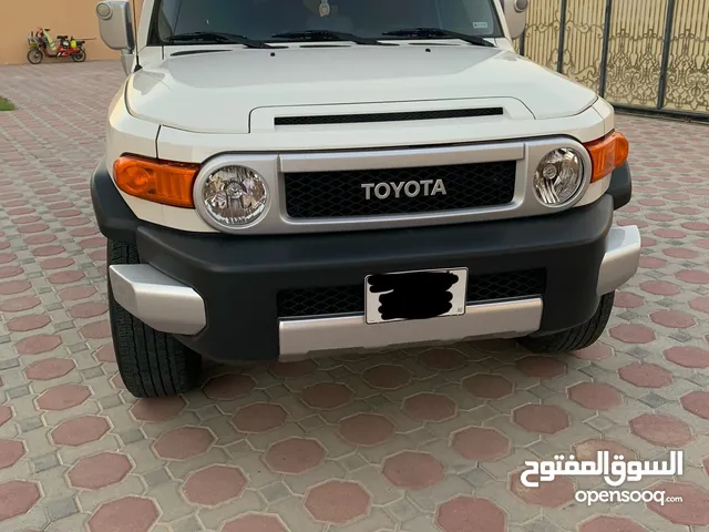 Used Toyota FJ in Dubai