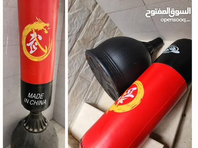 كيس ملاكمة مع ستاند بحال الجديد