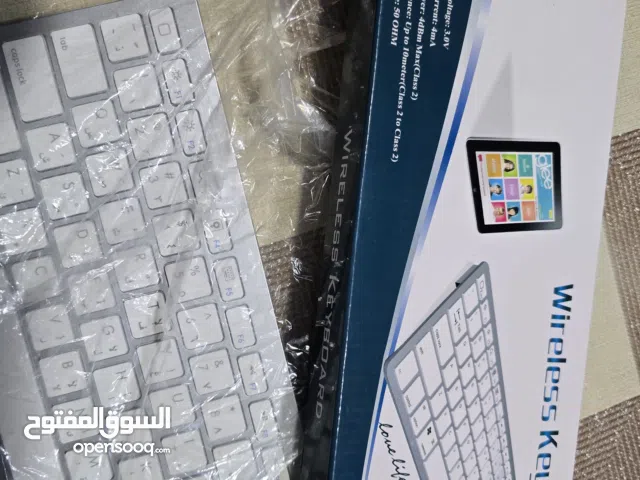 كيبورد بحالة الجديد للبيع بسعر مغري