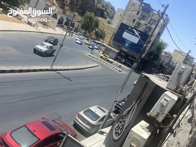 طابق اول كامل ل ايجار في وسط البلد