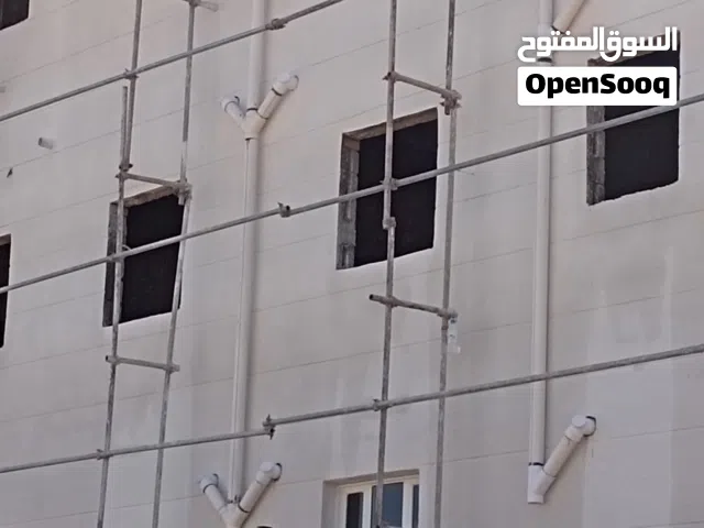 نايف السامعي للجميع اعمل الكهرباء والسباكة ولدينا خبره في مجال الدهانات بجميع انواعها وبسعارمناسبه