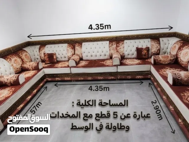 كراسي ل المجالس شبه  مستعملات نضيفات جداً بسعر 240 قابل للتفاوض