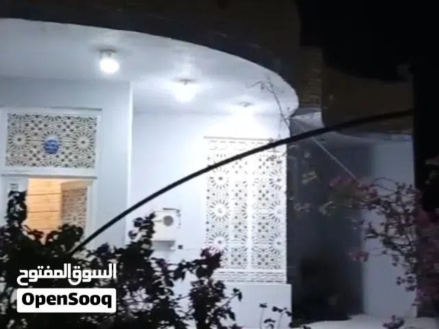 700 m2 4 Bedrooms Townhouse for Sale in Basra Al Nashwa
