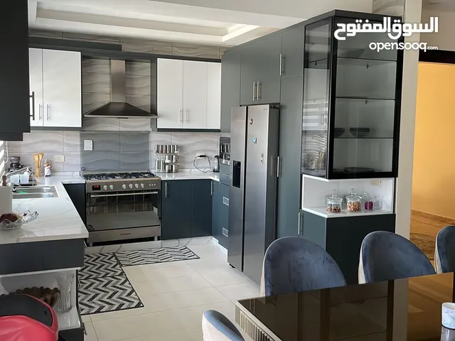 150 m2 3 Bedrooms Apartments for Rent in Amman Khalda