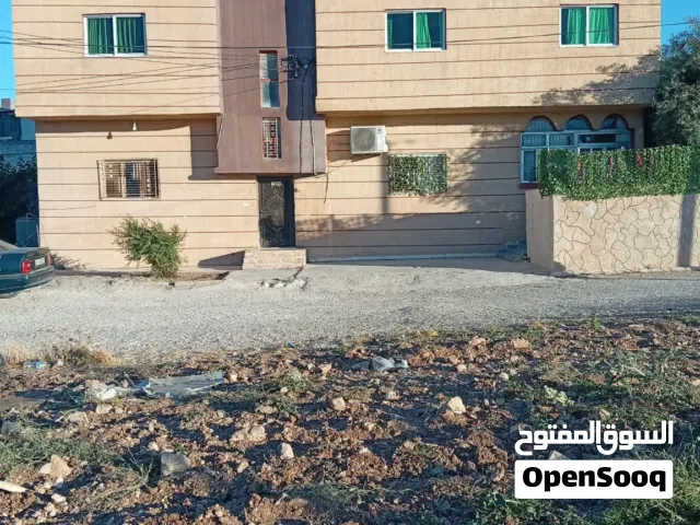 450 m2 4 Bedrooms Townhouse for Sale in Irbid Huwwarah