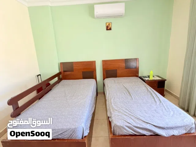 غرفة نوم مستعملة للبيع