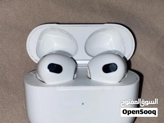 سماعة Apple AirPods3