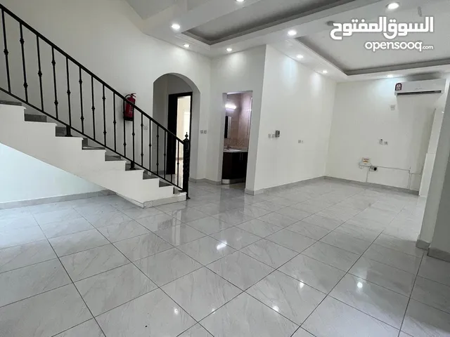 1 m2 More than 6 bedrooms Villa for Rent in Doha Other
