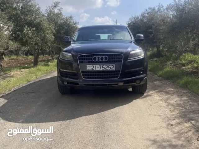 Audi Q7 Standard in Amman