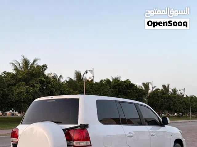 للاند كروزر ستاندر نظيف جدا سبير علاق للبيع القيمه 4.800 وقابل للجادين فقط