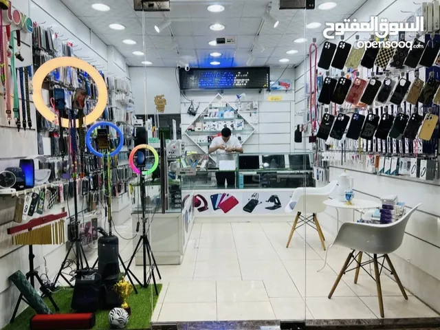 محل موبايلات و كمبيوتر للبيع لاسباب شخصية بسعر ممتاز