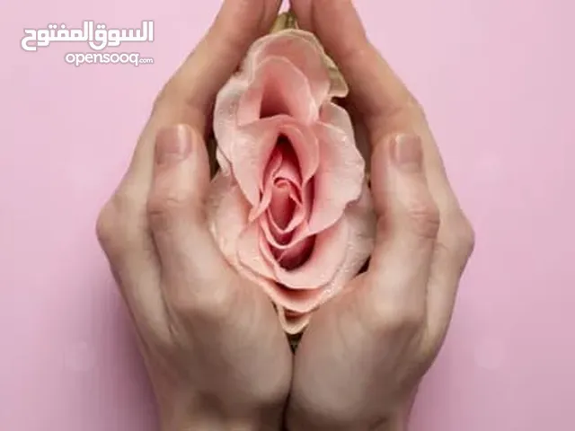 معلمة كيمياء المعبيلة الجنوبية