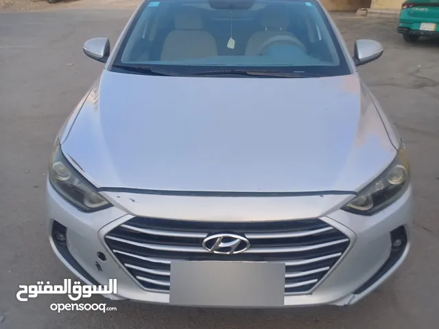 elantra 2017