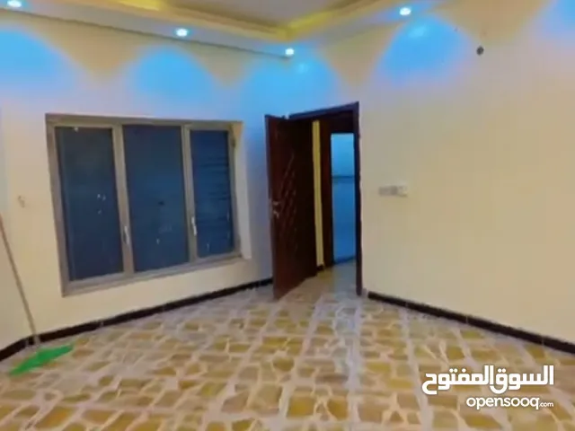600 m2 4 Bedrooms Townhouse for Rent in Baghdad Yarmouk