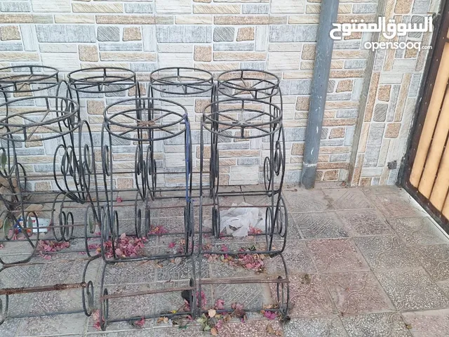 ( بيع قواعد زراعه وأحواض زراعيه)