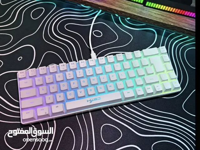 كيبورد قيمنق ميكانيكل RGP لون ابيض يوجد خدمه توصيل