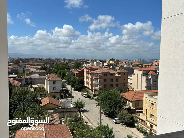 شقة f4 فيني للسكن الفوري لتفاصيل اكثر تواصل معي