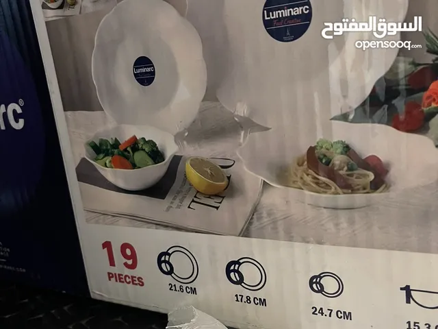 طقم اطباق جديد