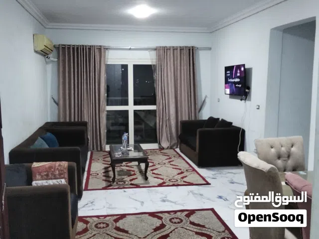 160 m2 2 Bedrooms Apartments for Rent in Cairo Maadi