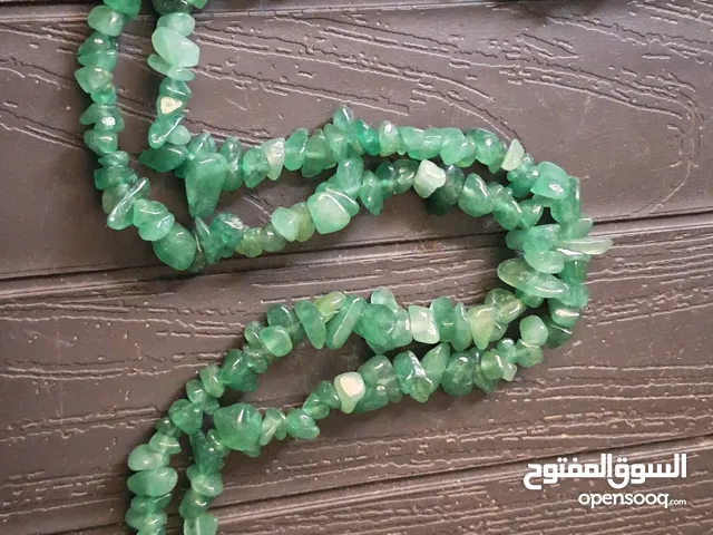 مجموعة من الاحجار الكريمة