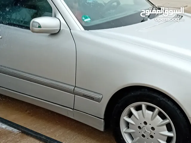 Mercedes Benz E-Class 2001 in Benghazi
