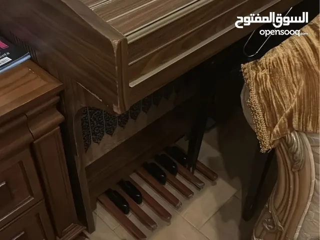 بيانو للبيع
