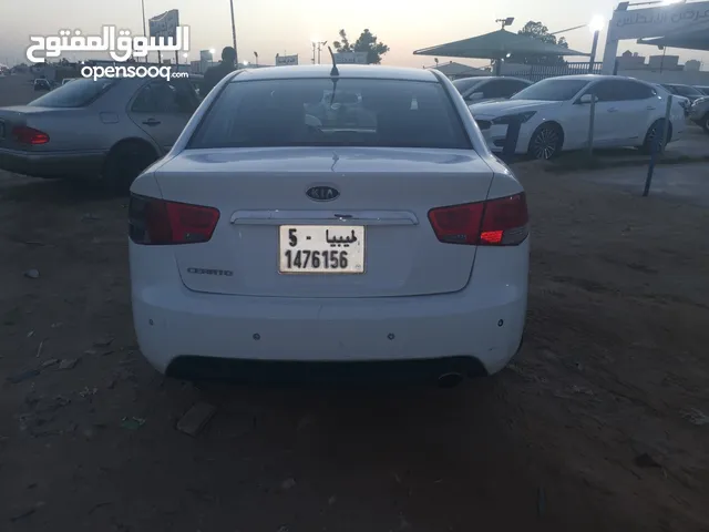 Used Kia Cerato in Tripoli