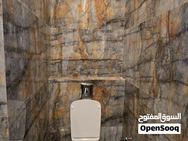 فيلا للاجار عالرئيسي شارع معهد صحي دورين