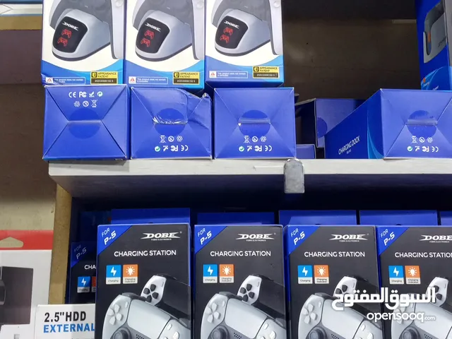 اكسسوارات البلايستيشن بجميع انواعها متاحه و متاح شحن لجميع المحافظات