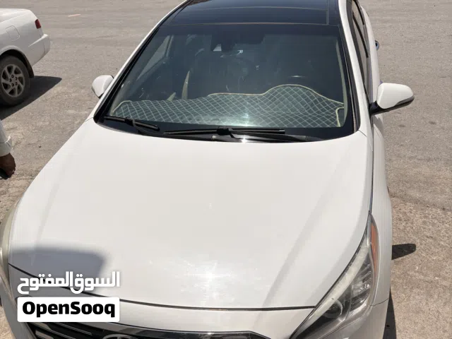 2015 هيونداي سوناتا Limited
