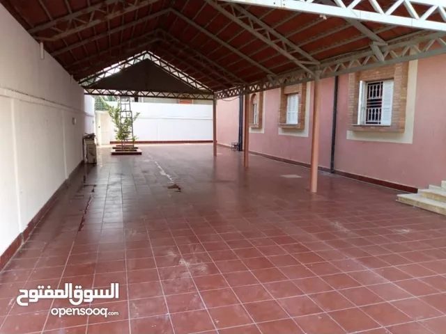 Unfurnished Villa in Tripoli Hay Demsheq
