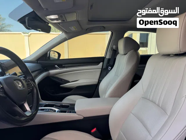 2022 هوندا اكورد Touring