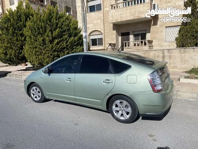 Used Toyota Prius in Amman