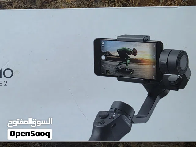 DJI Osmo Mobile 2 مانع اهتزاز (Gimbal) ذكي للهواتف الذكية، صُمم لتوفير تصوير فيديو سينمائي سلس