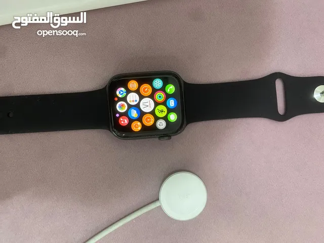 Apple watch 5 size 40m clean