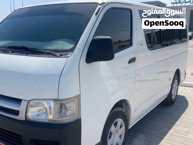 للبيع باص تويوتا هايس بي عقد مدخول شهري