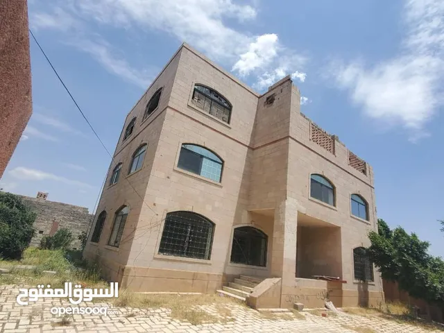13m2 More than 6 bedrooms Villa for Sale in Sana'a Northern Hasbah neighborhood