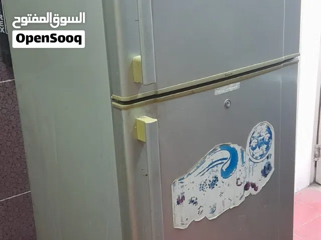 ثلاجه وسرير بالمرتبه