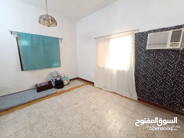 Bed Space in Al Khuwair unfurnished for rent