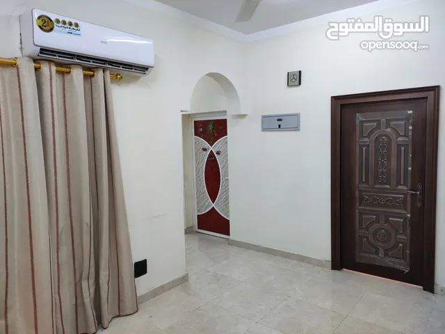 80 m2 3 Bedrooms Apartments for Rent in Al Batinah Sohar