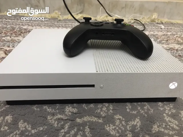 Xbox Xbox for sale in Al Ain
