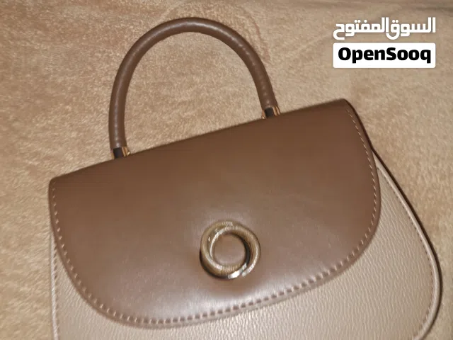 حقيبة يد بنية