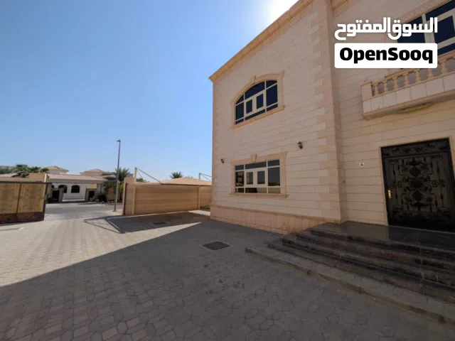 1 m2 4 Bedrooms Villa for Rent in Al Ain Other