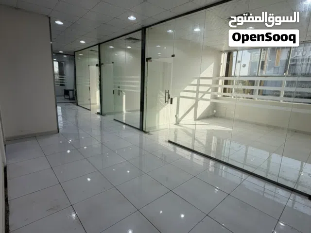 مكتب تجاري للإيجار
