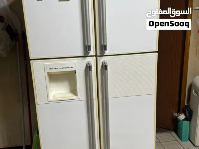 ثلاجه هيتاشي اليابانيه