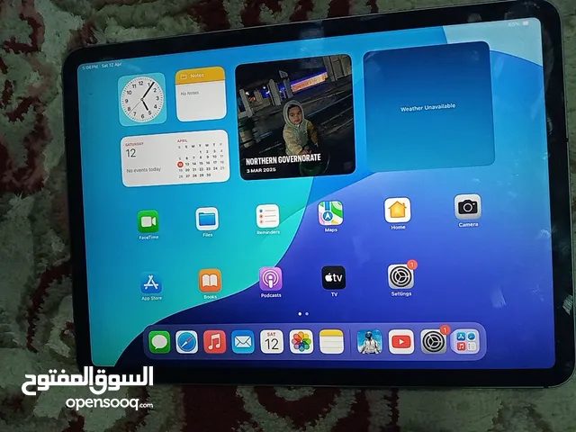 ايباد برو 11 انش 256 جيبي نظيف جداً ipad pro 11 inch 256 GB good condition