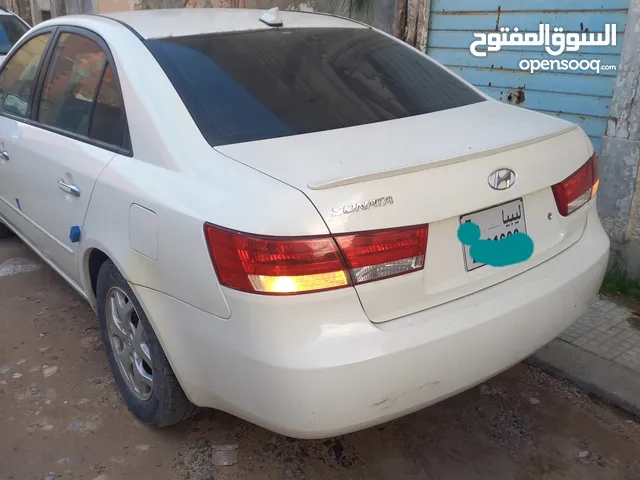 Hyundai Sonata GL in Tripoli