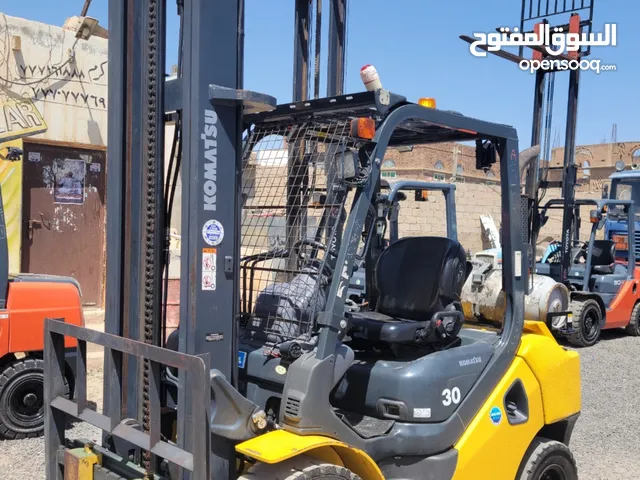 2017 Forklift Lift Equipment in Amran