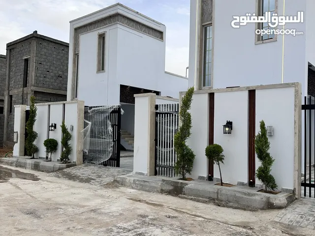 180m2 3 Bedrooms Townhouse for Sale in Tripoli Khallet Alforjan