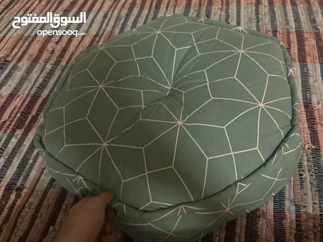 مخدات جودة عالية جدا اربع حبات